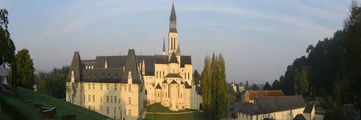Image Constructeur terrain padel Maine-et-Loire