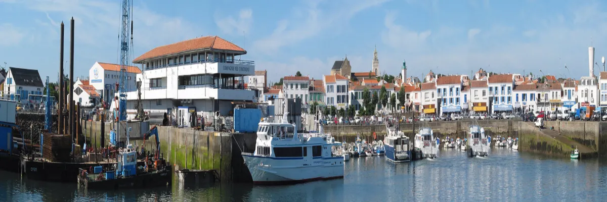 Image Constructeur terrain padel Pays de la Loire
