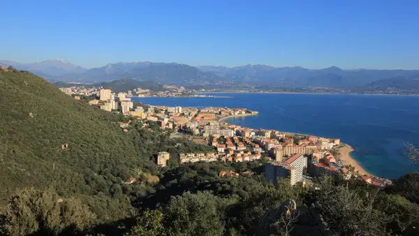 Fabricant Padel Constructeur terrain padel Ajaccio