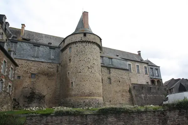 Fabricant Padel Constructeur terrain padel Châteaugiron