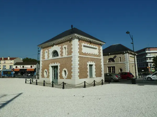 Fabricant Padel Constructeur terrain padel Les Pavillons-sous-Bois