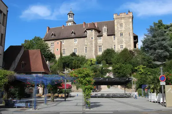 Fabricant Padel Constructeur terrain padel Montluçon