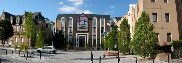 Fabricant Padel Constructeur terrain padel Saint-Herblain